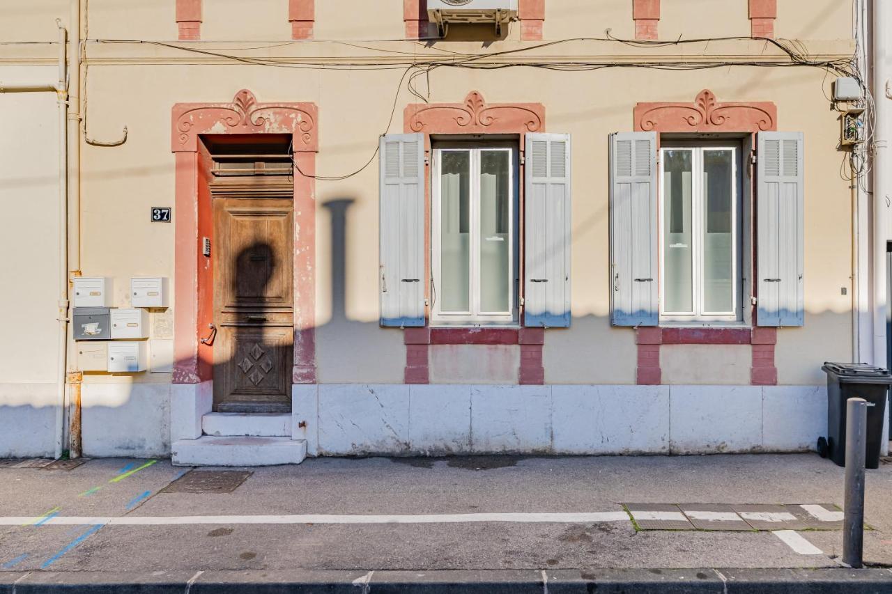 Appartement Le Borély: Climatisé Avec 2 Chambres, à 800m De La Marseille